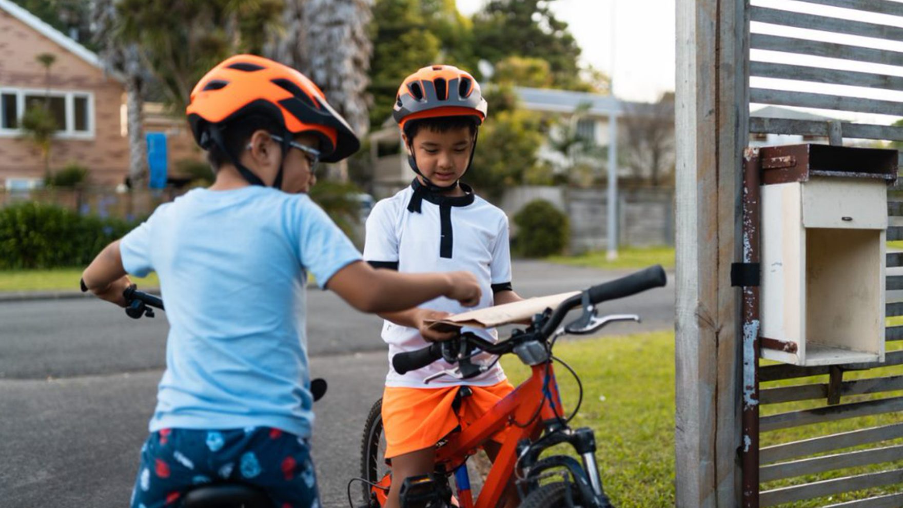 Kids on bikes